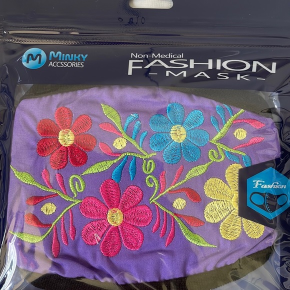 Minky Accessories Non-Medical Fashion-Mask in Purple/ Red/Blue/One size NWT - Picture 1 of 3